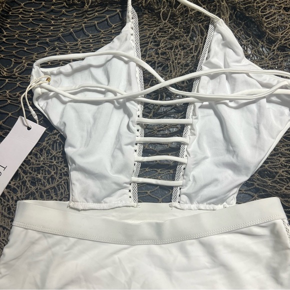 NWT White One-Piece Swimsuit | Tobi - Picture 6 of 6